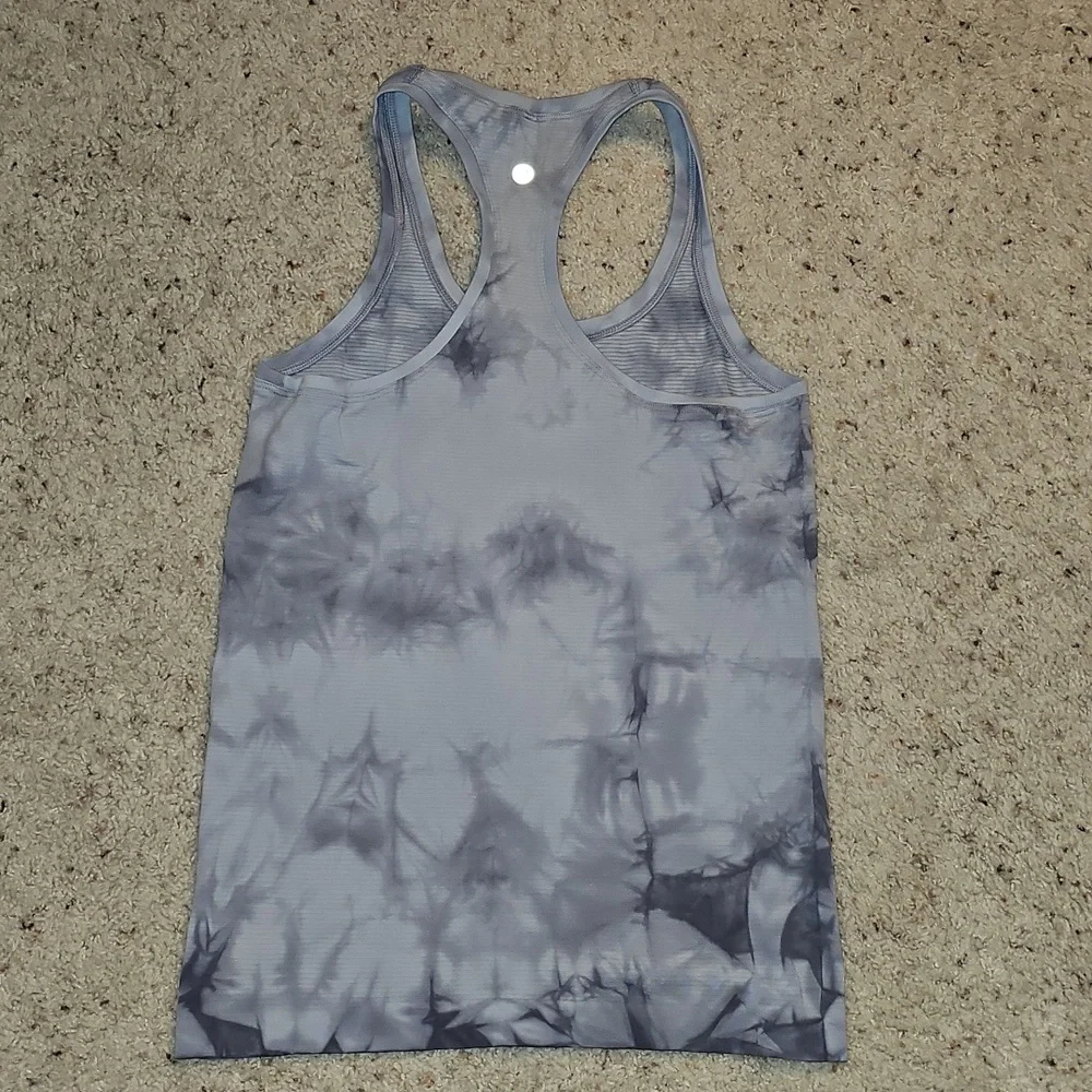 Lululemon Swiftly Tech Tank - Size S/M